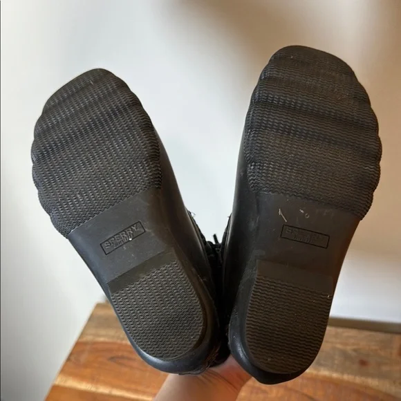 Sperry Black Quilted Duck Boots, Women’s 5.5 - Picture 6 of 6